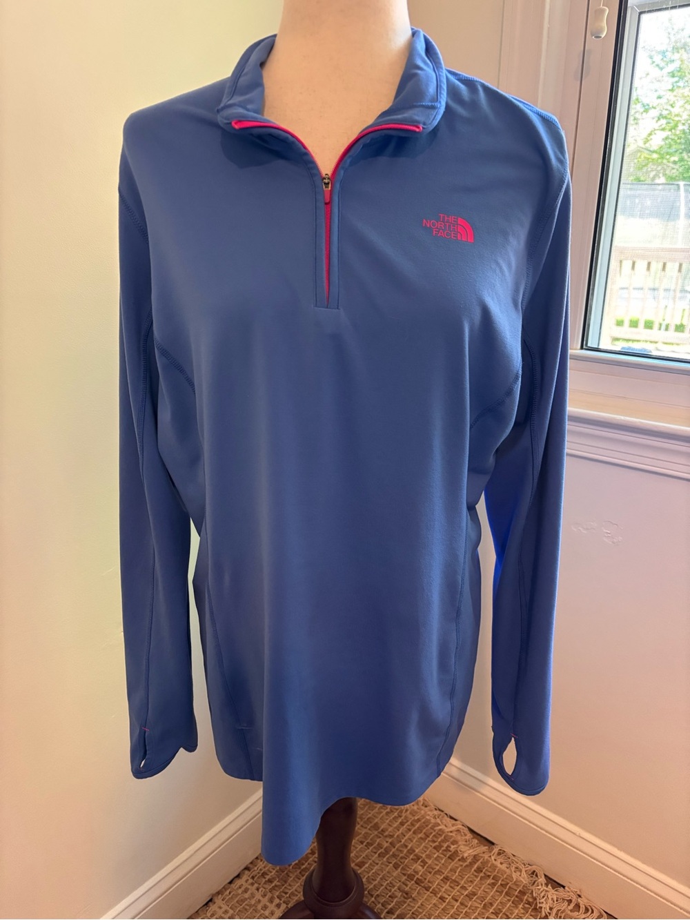 The North Face Women’s XL Blue Pink Quarter Zip Pullover Thumbholes Athletic Top